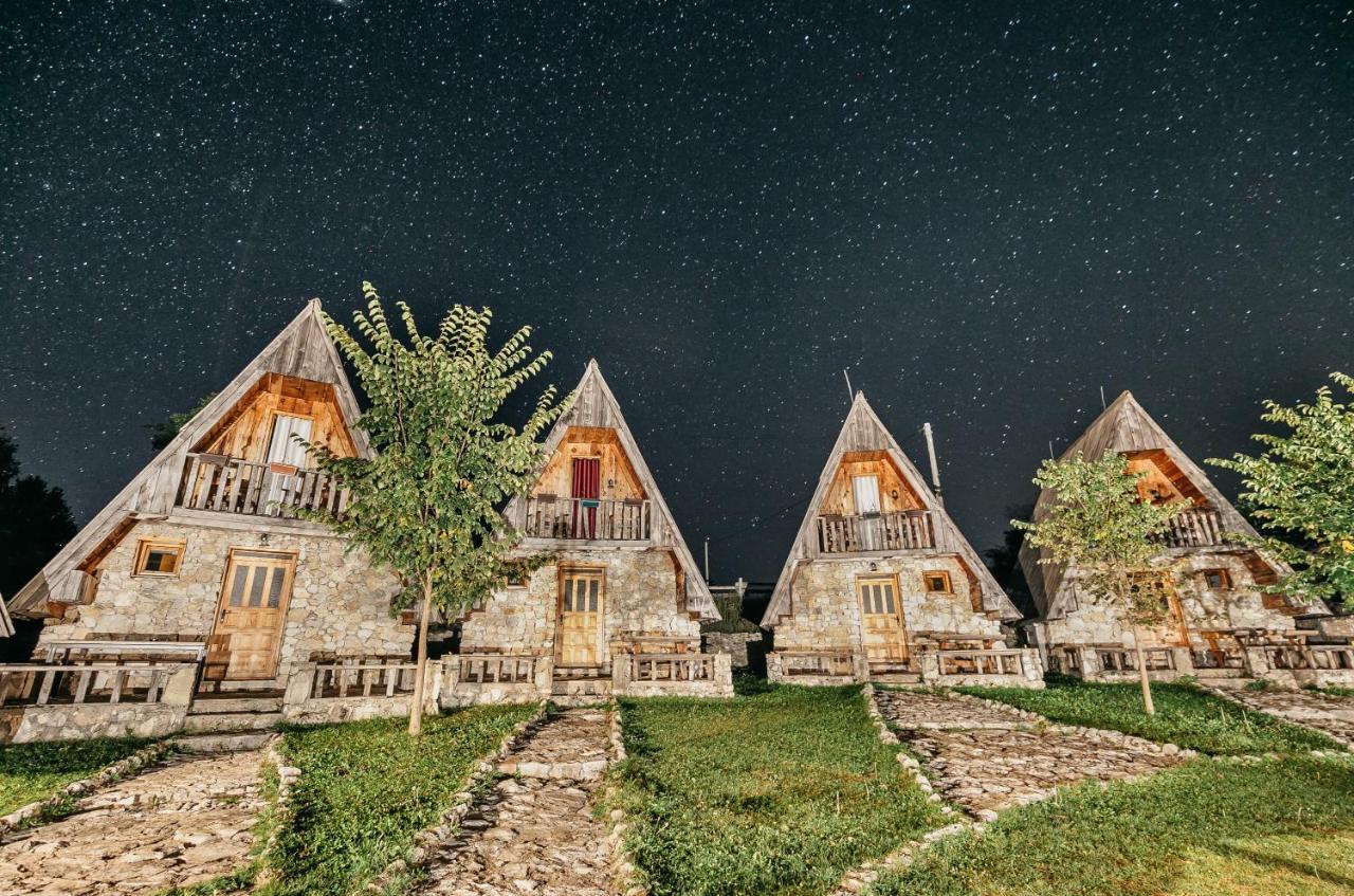Eco Village Nevidio Poscenje Exteriör bild